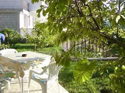 Jolanda Apartment *